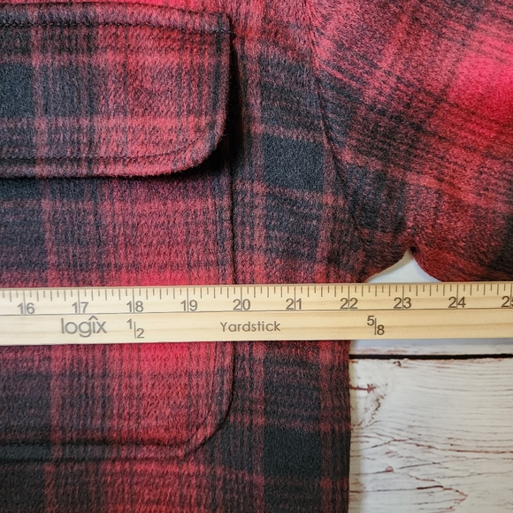 Banana Republic NWT Red Plaid Shacket Flannel Feel ...Size Medium - Picture 10 of 11